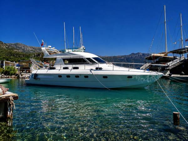 YA-Ferretti-Jeannau-42"Fly, motoryat, 1994 satılık yat